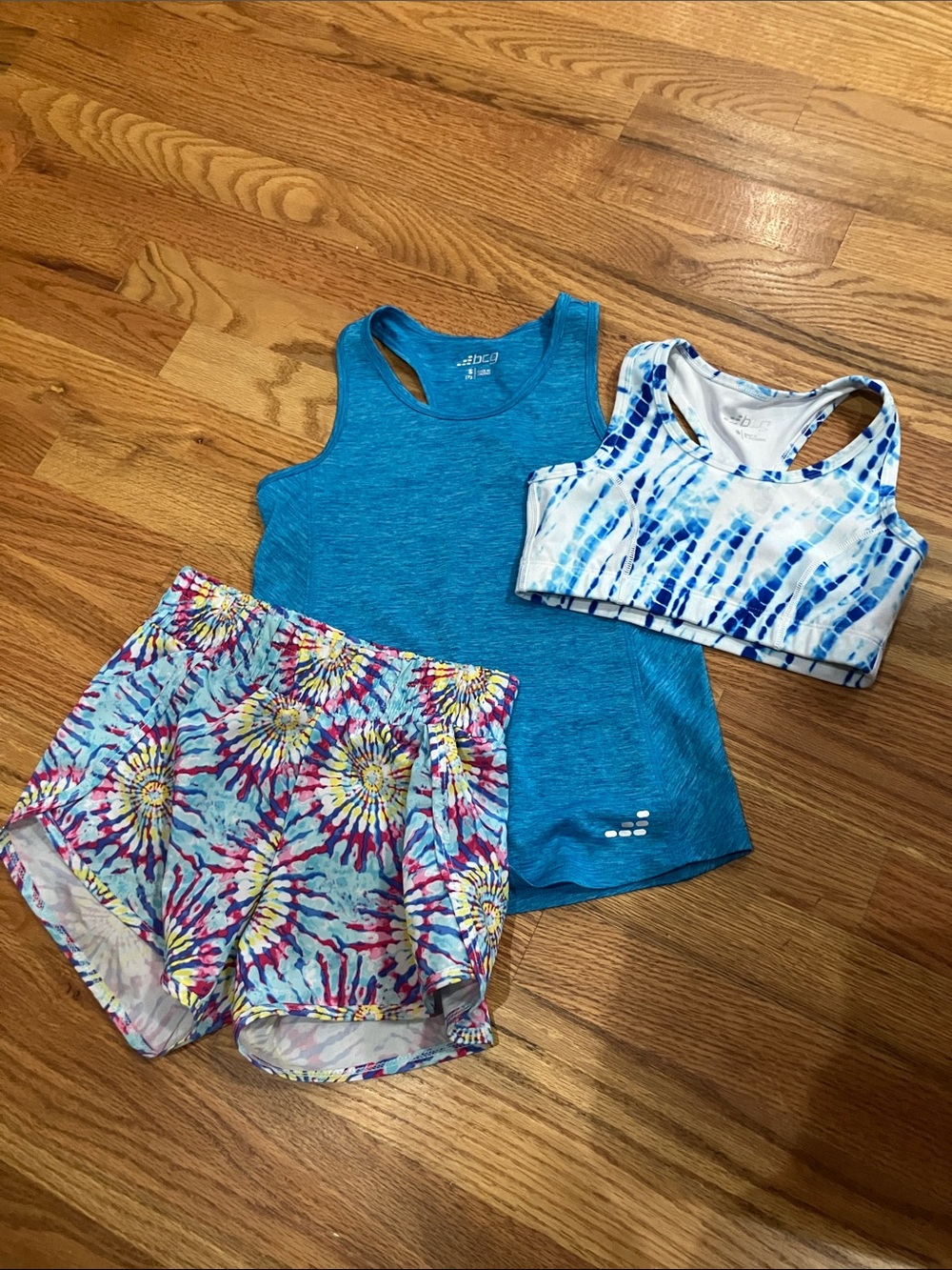 bcg Turq Active Tank Top, Sports Bra and Members Mark Active Short Sz 8 EUC